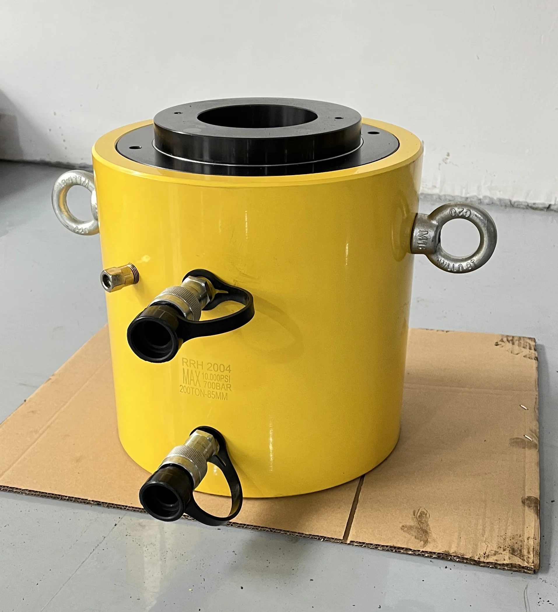 RRH Series, Double Acting Hollow Plunger Hydraulic Cylinders