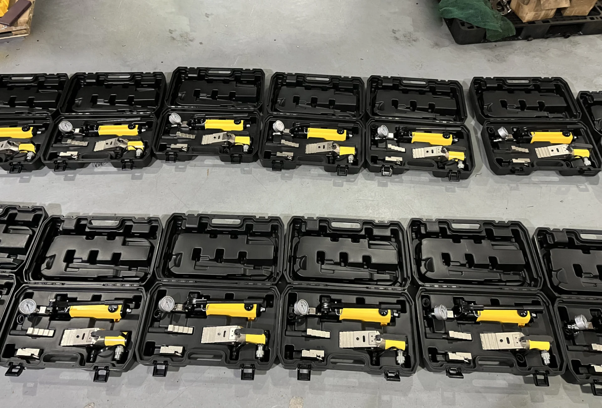 STF14H, Hydraulic Flange Spreader Set