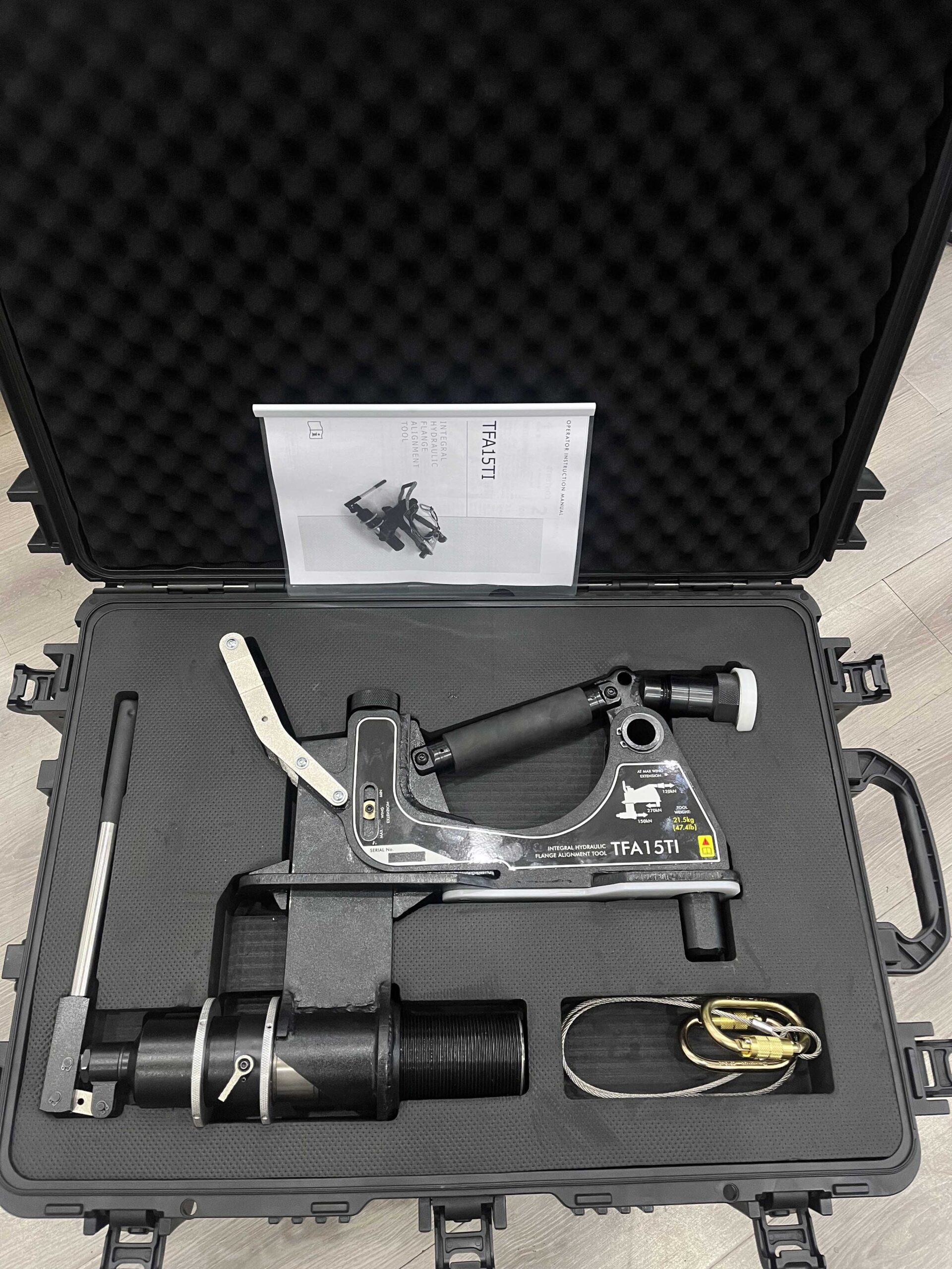 TFA15TISTD, 16.9 Ton, Integral Hydraulic Wind Tower Flange Alignment Tool Set TFA15TISTD, 16.9 Ton, Integral Hydraulic Wind Tower Flange Alignment Tool Set